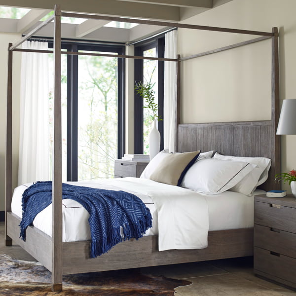 canopy beds Dubai